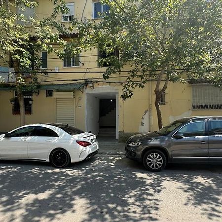 Host Apartament Elio 地拉那 外观 照片
