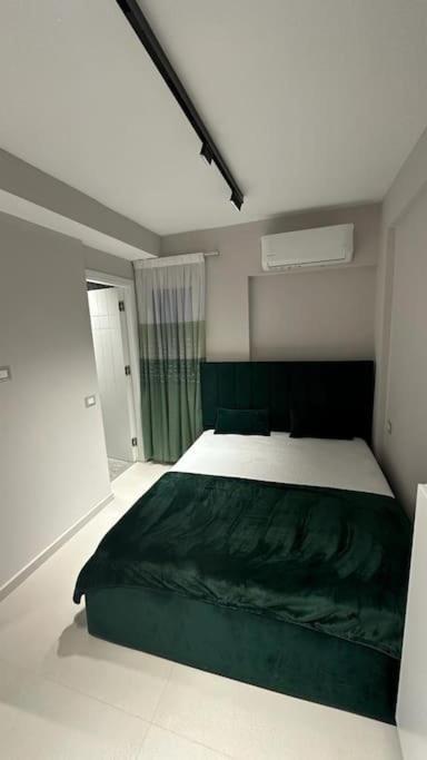 Host Apartament Elio 地拉那 外观 照片