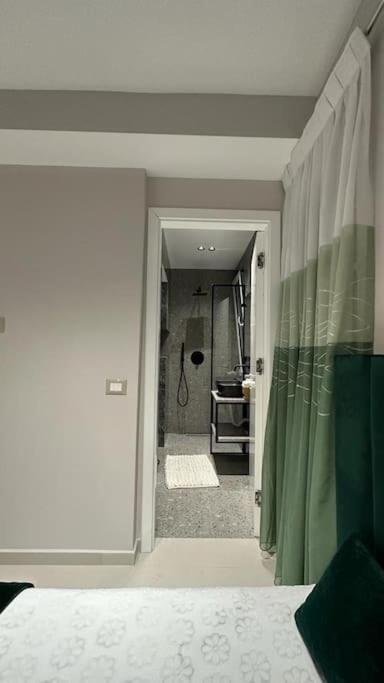Host Apartament Elio 地拉那 外观 照片